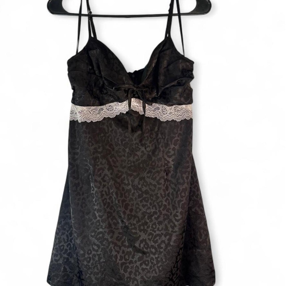 One Clothing black leopard print slip dress with lace trim and bow detail Size M